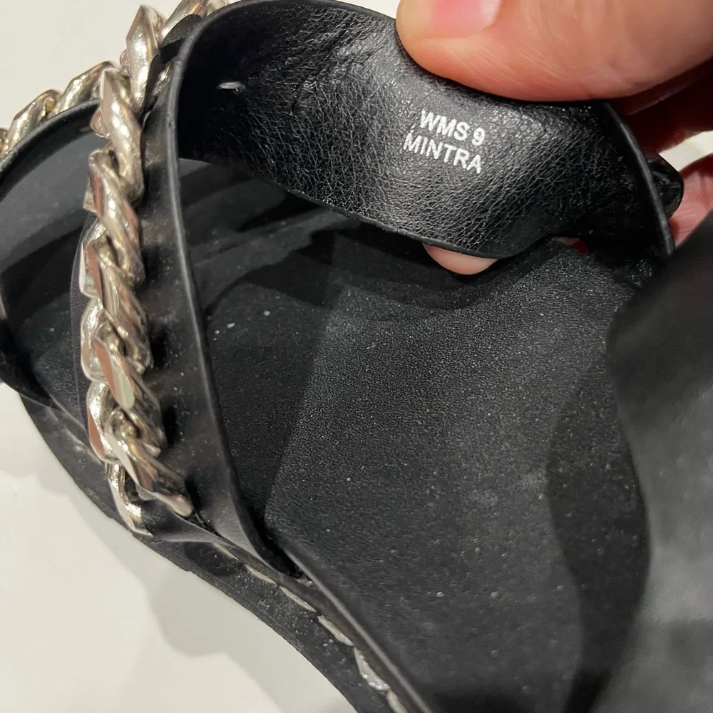 Dolce Vita Black Chained Lug Sole‎ Mintra Sandals Sz. 9 - Picture 5 of 6